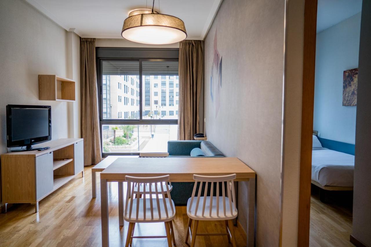 Compostela Suites Madrid Dış mekan fotoğraf