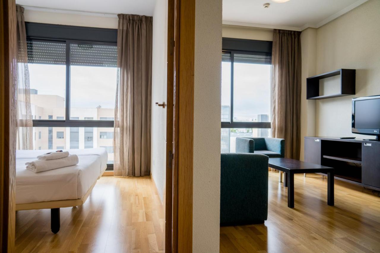 Compostela Suites Madrid Dış mekan fotoğraf